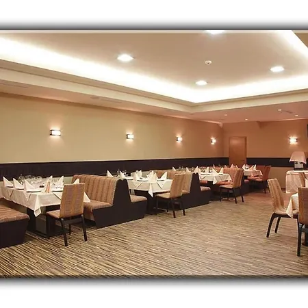 Teo And Miki 612 アパート *