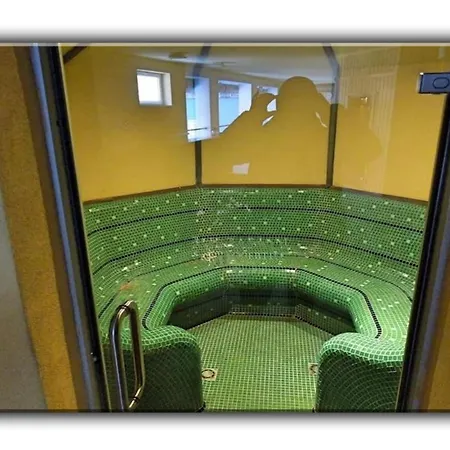 Teo And Miki 612 アパート